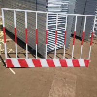 【地鐵樓層臨邊臨時基坑防護(hù)欄 基坑圍欄 施工安全圍欄圖片】地鐵樓層臨邊臨時基坑防護(hù)欄 基坑圍欄 施工安全圍欄 - 安平縣金森金屬網(wǎng)欄廠